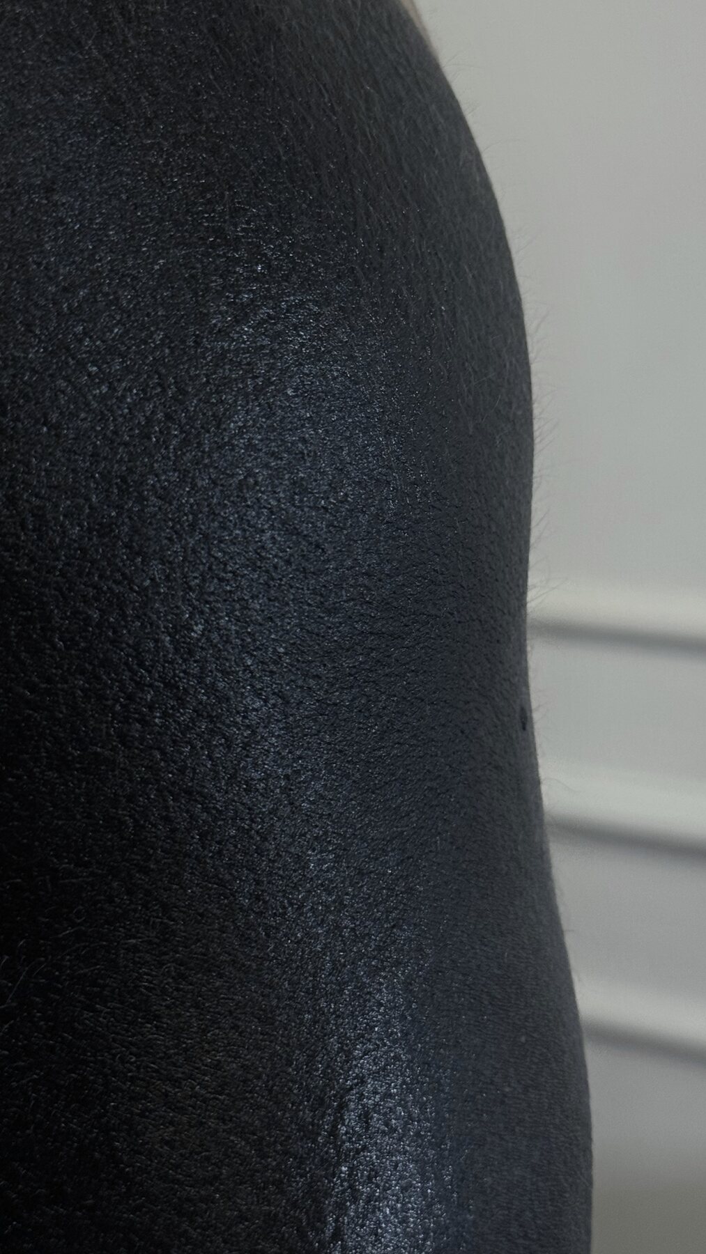 Фрагмент авторского blackwork на теле — портфолио BLACKONLY